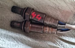 Лямбда-зонд (второй) для Volvo XC90 2004 года на фотографиях