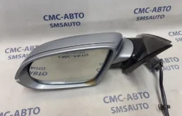 Стекла и зеркала для Audi A8 на фотографиях