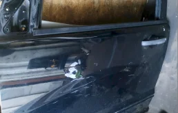 Дверь передняя левая голая для Dodge Caliber 2006-2012