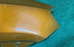 Крыло правое для Audi Q3 2011 года на фотографиях