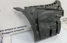 Кронштейн заднего бампера левый для BMW 5er 2018 года на фотографиях