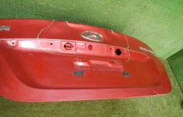 Дверь багажника для Hyundai Solaris 2016 года на фотографиях