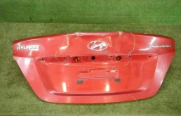 Дверь багажника для Hyundai Solaris 2016 года на фотографиях