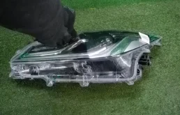 Фары для Toyota Corolla 2023 года на фотографиях