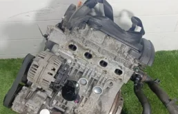 Двигатель без навесного для Skoda Roomster 5J 2006-2015