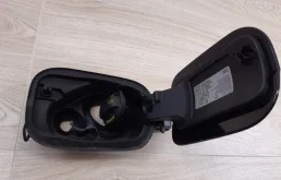 Лючок топливного бака для Audi Q7 на фотографиях