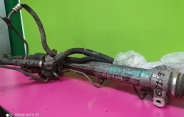 Рулевая рейка для Audi Q5 2008 года на фотографиях