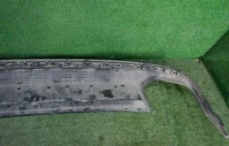 Фартук (спойлер) заднего бампера для Volkswagen Touareg на фотографиях