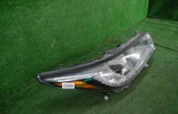 Фара правая для Toyota Highlander 2019 года на фотографиях