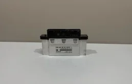 Блок управления двигателем для Volkswagen Polo 2020 года на фотографиях