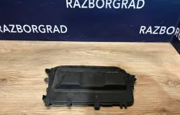 Пластиковая крышка двигателя для Ford Kuga 2008 года на фотографиях