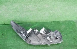 Фары для Toyota Highlander 2018 года на фотографиях