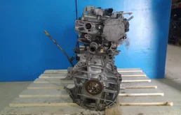 Двигатель без навесного для Toyota RAV4 2008 года на фотографиях