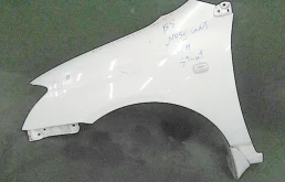 Крылья для Toyota Corolla 2003 года на фотографиях