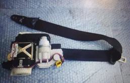 Ремень безопасности передний левый для Audi A8 D4 2009-2017