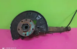 Кулак поворотный правый для Audi Q7 на фотографиях