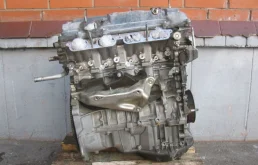 Блок цилиндров ДВС (без ГБЦ) для Toyota RAV4 2005 года на фотографиях