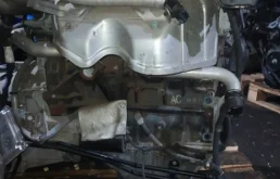 Двигатель без навесного для Porsche Cayenne 2003 года на фотографиях