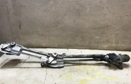 Мотор стеклоочистителя для Nissan Tiida на фотографиях