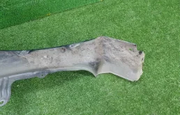 Крылья для Toyota Corolla 2017 года на фотографиях