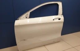 Дверь передняя левая для Mercedes-Benz GLA class на фотографиях