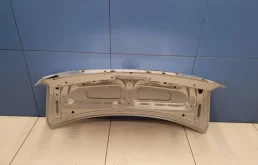 Крышка багажника для Toyota Corolla 2006 года на фотографиях