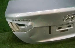 Дверь багажника для Hyundai Solaris 2021 года на фотографиях