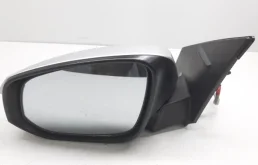 Зеркало боковое левое для Toyota RAV4 2014 года на фотографиях