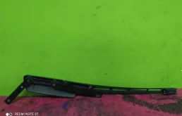 Поводок лобового стеклоочистителя левый для Audi Q7 на фотографиях