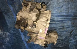 АКПП для Nissan Serena 2001 года на фотографиях