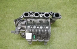 Впускной патрубок воздушного фильтра для Hyundai Solaris 2017 года на фотографиях