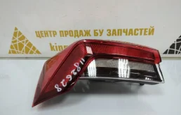 Фонарь левый для Skoda Rapid 2025 года на фотографиях