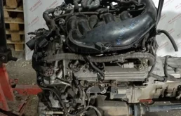 Двигатель без навесного для Lexus ES 2014 года на фотографиях