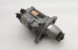 Стартер для Toyota RAV4 2012 года на фотографиях