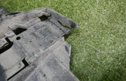 Кронштейн заднего бампера левый для BMW 5er 2018 года на фотографиях