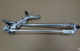 Трапеция стеклоочистителей для Audi Q7 4L 2005-2015