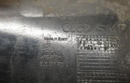 Накладка переднего бампера для Audi Q3 на фотографиях