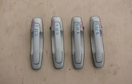 Ручка двери передняя левая внешняя для Suzuki Grand Vitara на фотографиях