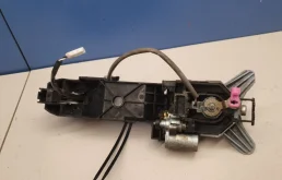 Ручка двери передняя левая внешняя для Nissan Note 2006 года на фотографиях