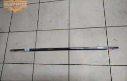 Молдинг задней правой двери (82820EG000) для Nissan Fuga Y50 2004-2009