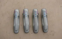 Ручка двери передняя левая внешняя для Suzuki Grand Vitara на фотографиях