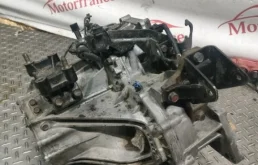 МКПП для Hyundai Santa Fe Classic 2009 года на фотографиях