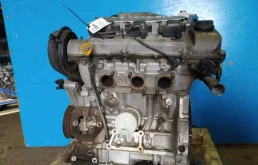 Двигатель без навесного для Toyota Alphard 2003 года на фотографиях