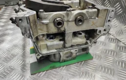 ГБЦ для Nissan Navara 2005 года на фотографиях