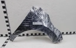 Крылья для Kia Carnival 2023 года на фотографиях