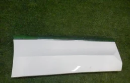 Молдинг двери задний правый для Volkswagen Tiguan 2022 года на фотографиях