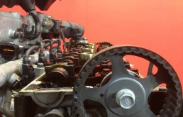 Двигатель без навесного для Kia Rio 2010 года на фотографиях