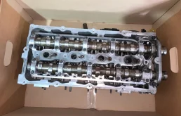 ГБЦ для Hyundai Starex 2002 года на фотографиях