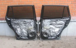 Дверь задняя левая для Subaru Legacy на фотографиях