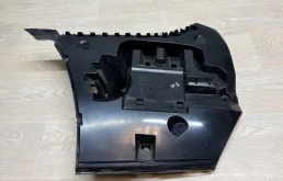 Клык бампера задний левый для BMW 5er 2009 года на фотографиях